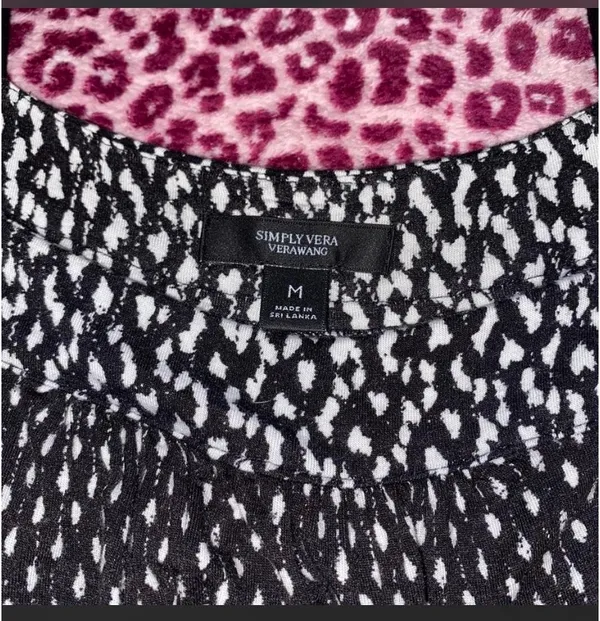Simply Vera, Vera Wang Pajama Set - Image 2