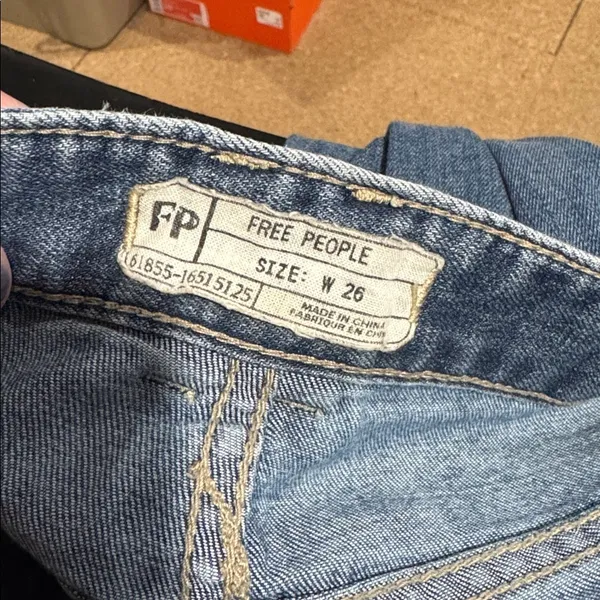 Free People Jeans Womens 26 Blue Denim Pockets Mid Rise Flared Grunge Hippie Y2K - Image 8
