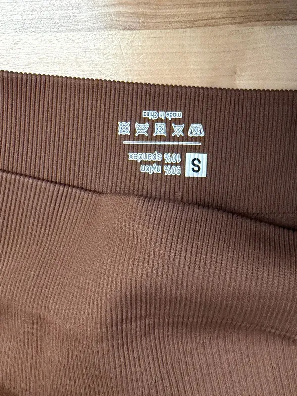 Brown Ribbed Scoop Neck Crop Sports Bra - Image 2