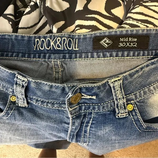 Rock and Roll Cowgirl Jeans - Image 8