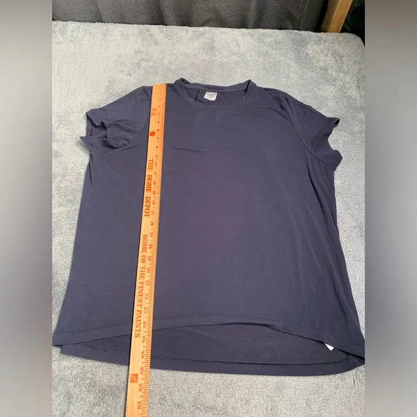 Athleta Navy Blue tee Shirt S/T - Image 5