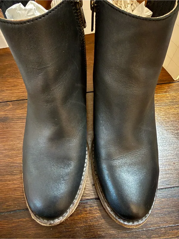 Frye Alton Chelsea Boots Women 6M Black Leather Ankle Boot Block Heel - Image 7