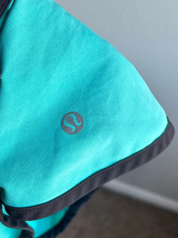 Lululemon athletica Women’s Teal Running Shorts - Image 5