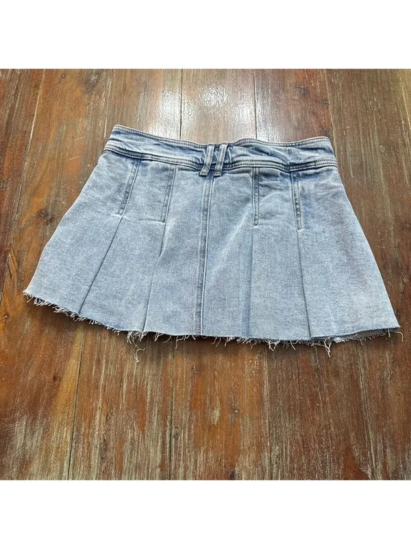 GB Light Blue Denim Mini Skort Pleated Size Small NWT - Image 9