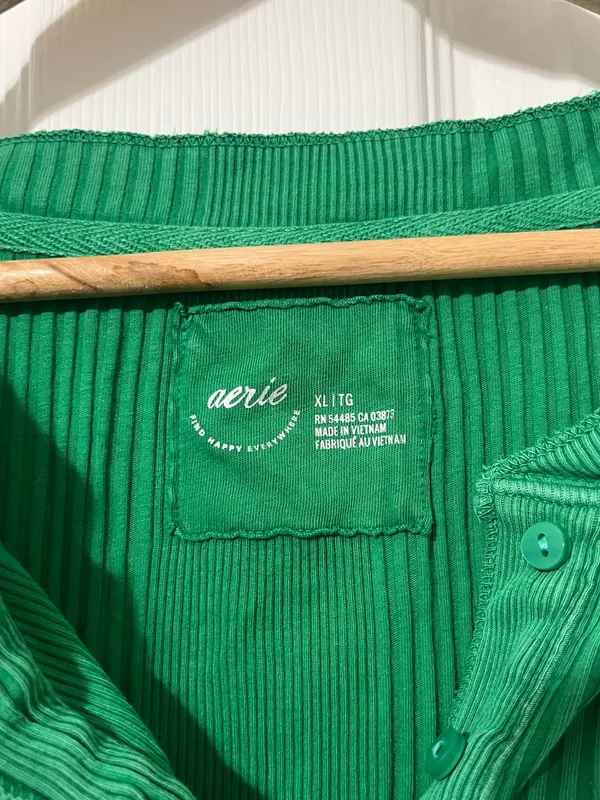 Aerie Road Trip Long Sleeve Henley T-Shirt Size XL Kelly Green - Image 3