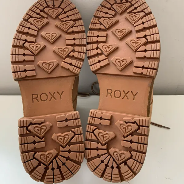 Roxy Work It size 7 brown lace-up leather boots - Image 5