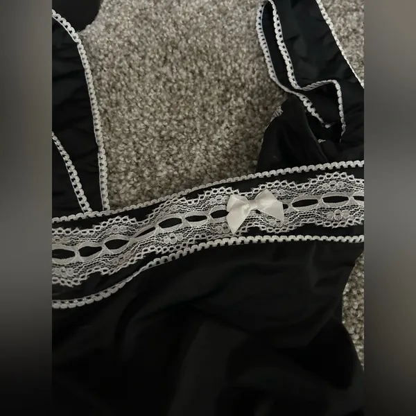 Princess Polly Black Lace Trim Bodysuit - Image 3
