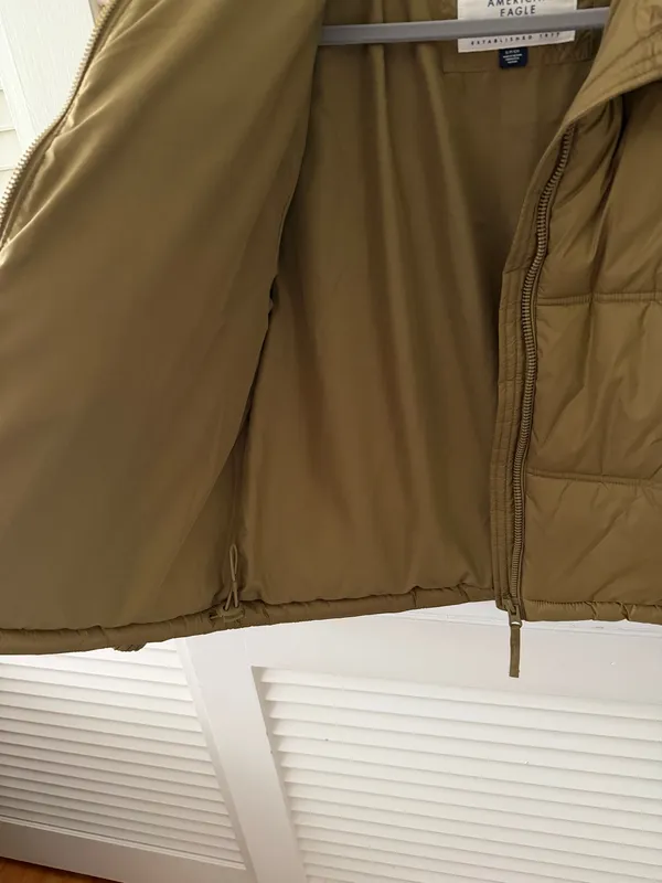 American Eagle Outfitters Puffer Jacket - Image 3