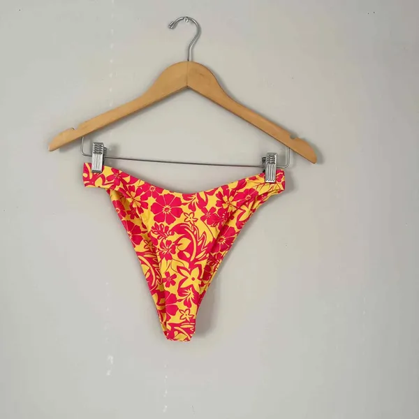 Shein Pink and Yellow Floral Print Two Piece Bikini Size Small - Image 3