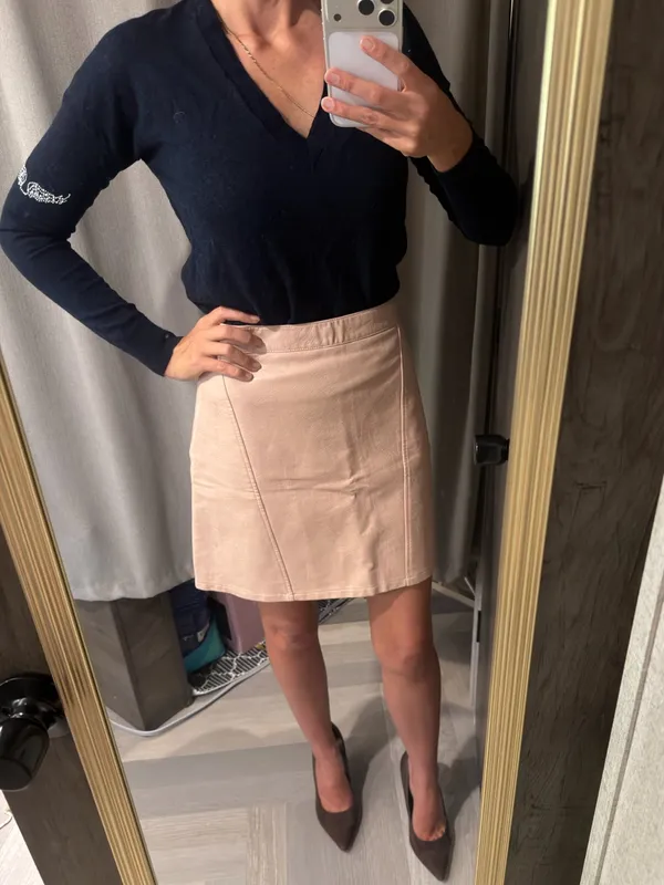 Zara Vegan Leather Mini Skirt in Pale Pink Size XS - Image 6