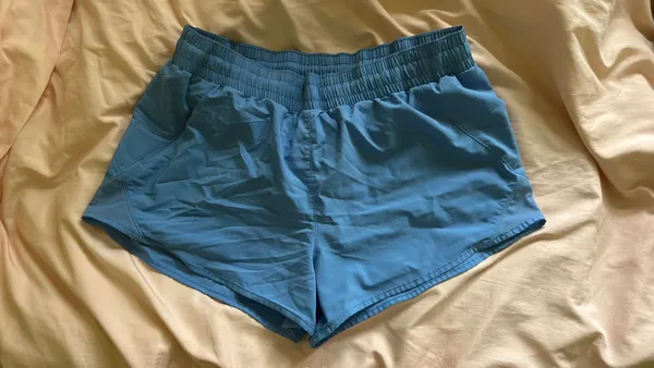 All in Motion Shorts Athletic Women’s M - Image 2