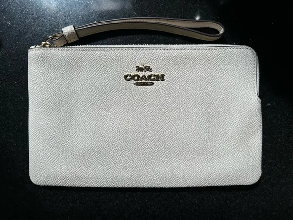 Coach Large Corner Zip Wristlet Chalk White 3888 - Image 8