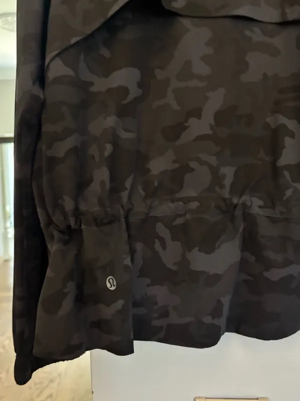 Camo Lululemon Jacket - Image 4