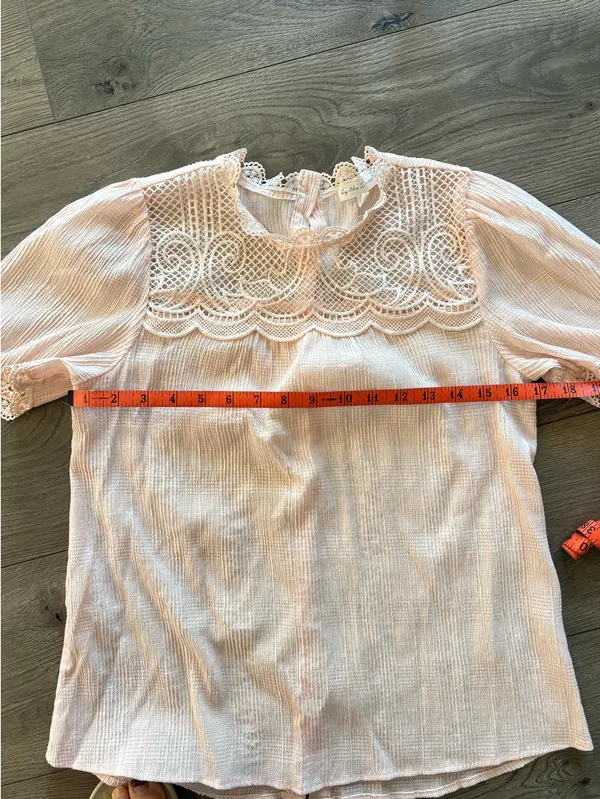 Pink Short Sleeves Blouse with Details - Image 4