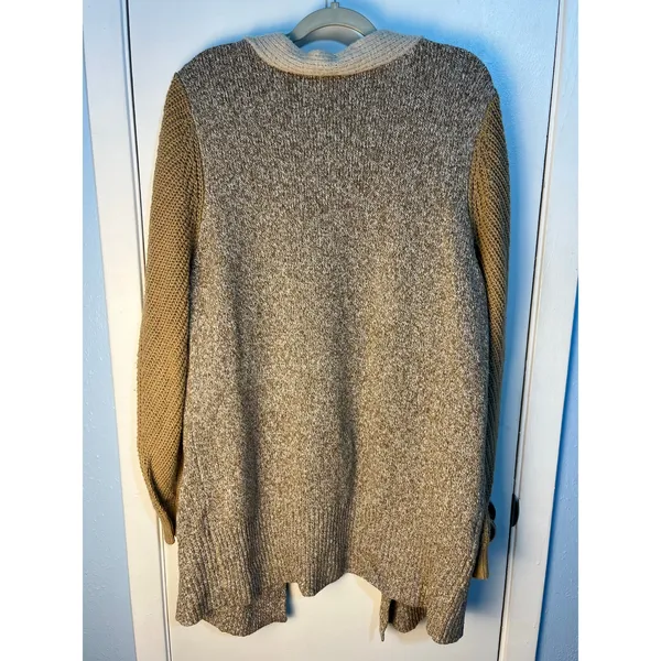 Daytrip Cardigan Chunky Knit Sweater Large Tan Granny Core Cozy Office Fall - Image 4