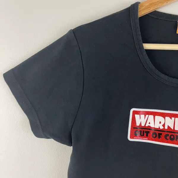 Oopsy Daisy Vintage Y2K 2000’s Black Warning! Out Of Control Tee - Image 3