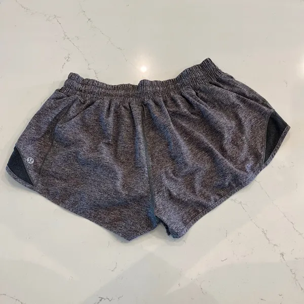 Lululemon Hotty Hot Short Size‎ 8 - Image 2