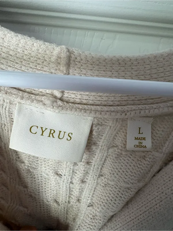 Cyrus Cable Knit Button-Front Women's Cardigan Sweater size L - Image 4