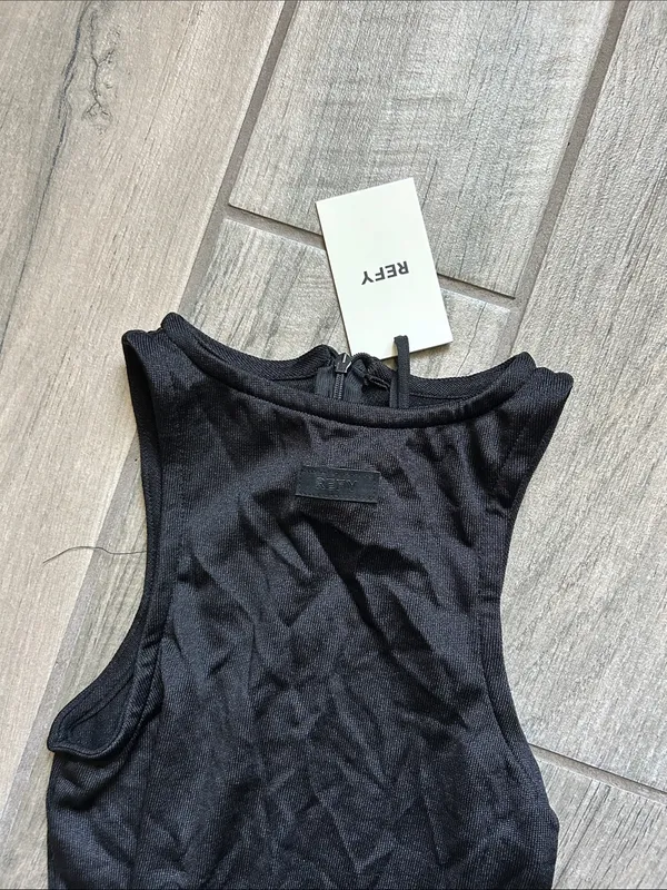 REFY Black Sleeveless Maxi Dress with High Neck - Image 3