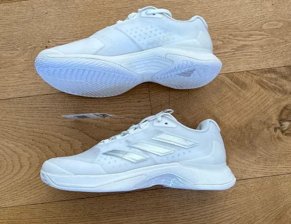 Adidas - Avacourt 2 Tennis Sneakers in White - Image 3