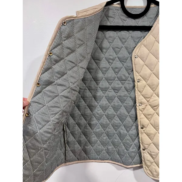 Boutique Vintage Style Beige Quilted Vest Women's Size L Floral Embroidery Pockets - Image 5