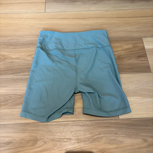 Old Navy PowerSoft High Rise Ribbed Bike Shorts Sage Green Medium - Image 2