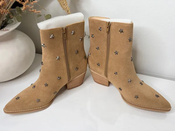 Tan Star Studded Western Cowboy Ankle Boots Rodeo Boho Y2K Size 8 Oasis Society - Image 6