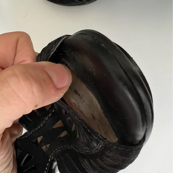 Earth Caraway black wedge shoes size 9 B - Image 7