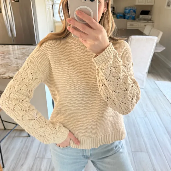 Universal Thread Cream Knit Sweater Medium Lace Detail Sleeves - Image 3