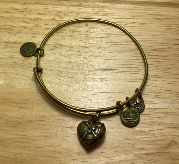 Heart Bracelet - Image 2