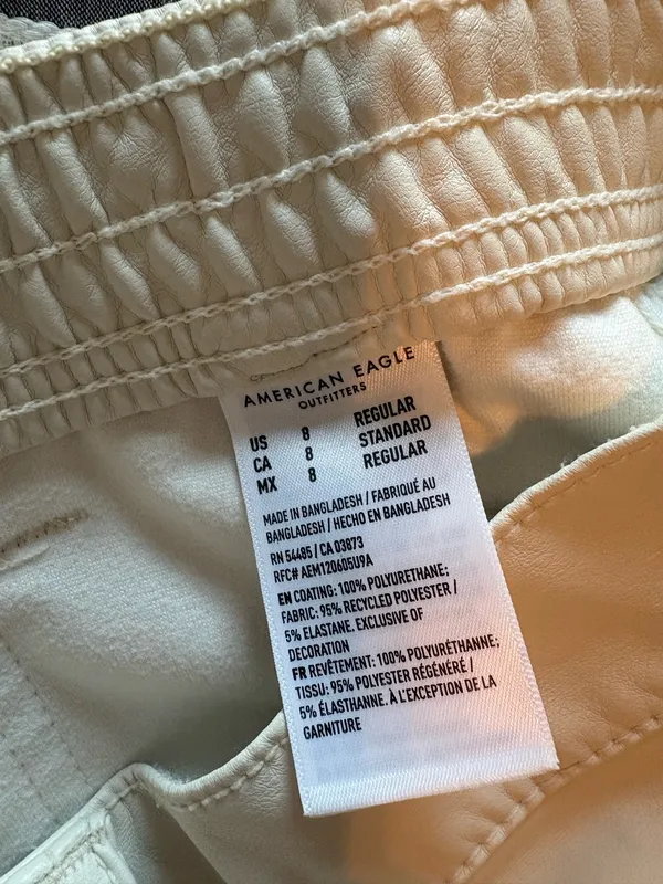 American Eagle Outfitters Women Ivory Cargo Pants Stretch Cargo Pockets Reg fit - Image 4