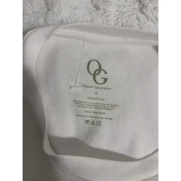 NWOT Organic Generation White Lemon Pearl Cotton Crewneck Baby T-shirt S - Image 4
