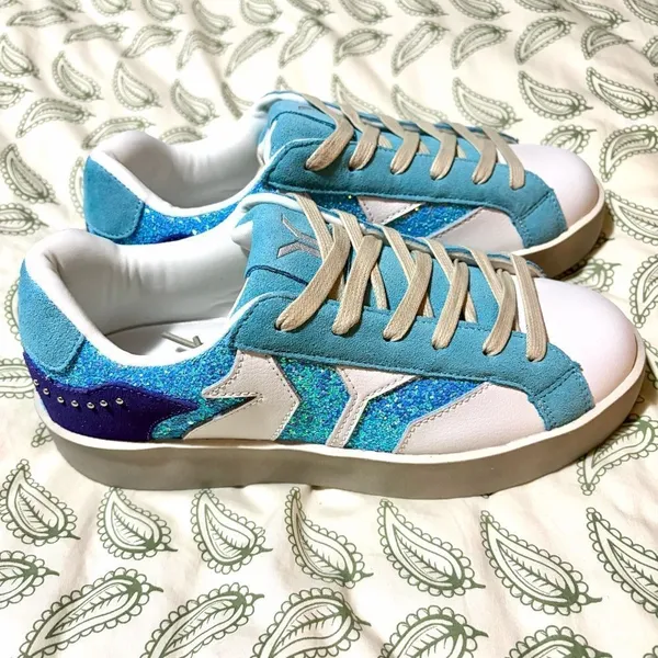 COB CULTURE OF BRAVE White Leather Neon Glare Blue Glitter Wing Sneaker 8-8.5 - Image 4