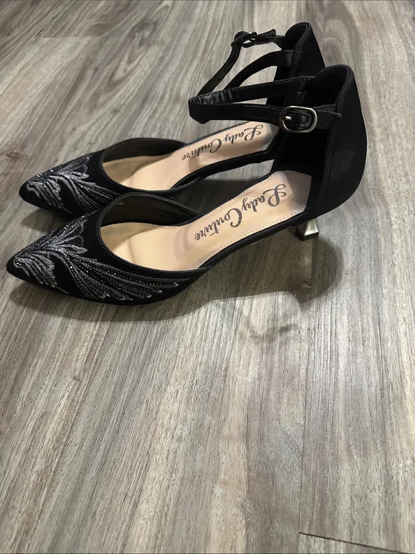 Black Ankle - Image 3