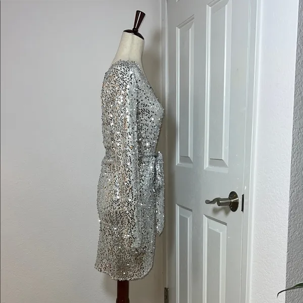 Bebe Silver Asymmetrical Sequin Bodycon‎ Dress - Image 5