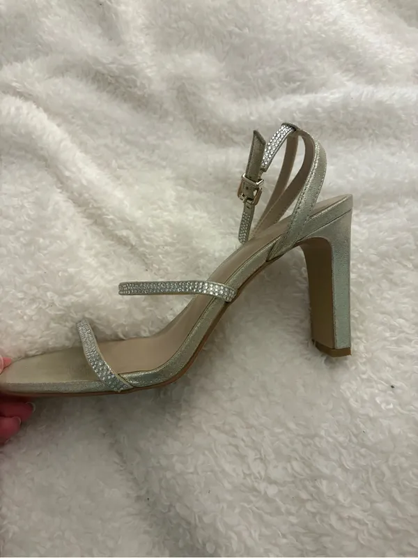 Mix No. 6 Women's Gold Strappy Heels - Image 2