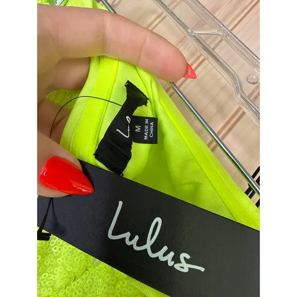 NWT Lulus Unstoppable Glow Neon Yellow Sequin Strapless Mini Dress Glam Bling M - Image 6