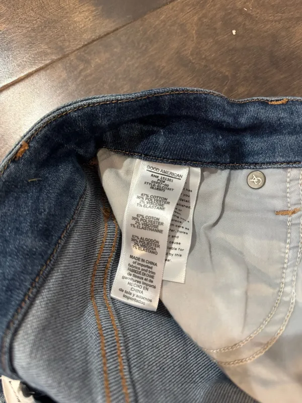 Good American Jeans - Image 3