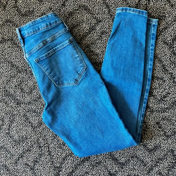 Old Navy high-rise Rockstar super skinny jeans - Image 2