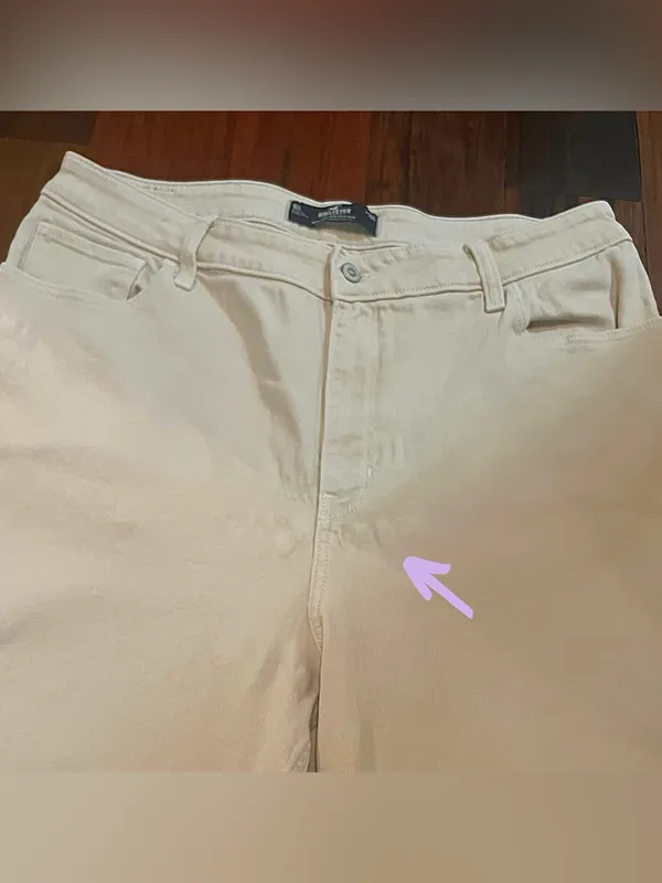 Hollister Women’s Ultra High-Rise Cream Dad Denim Jeans - SHORT LENGTH - Image 10