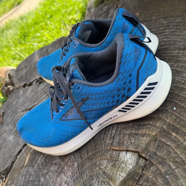 Men’s Brooks Levitate GTS 5 BLUE Running Shoes Size 10.5 - Image 3