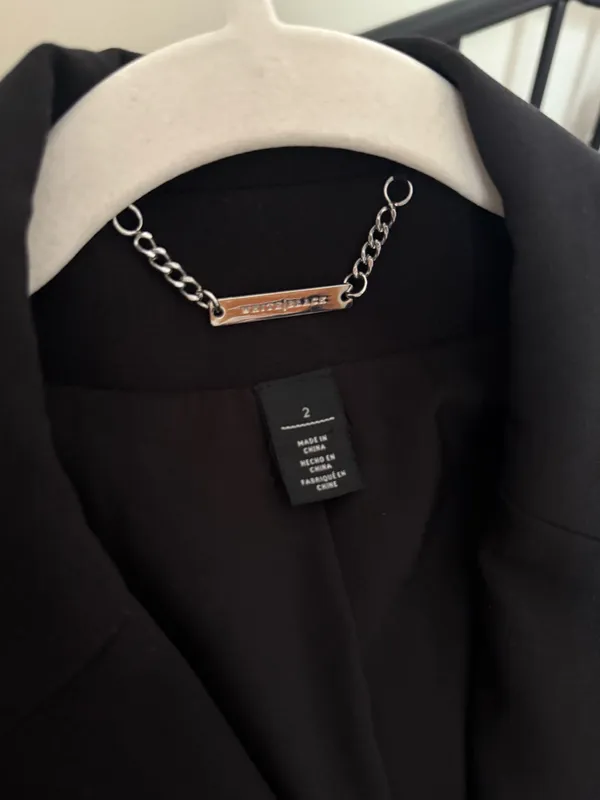 White House Black Market Cropped Black Blazer - Image 7
