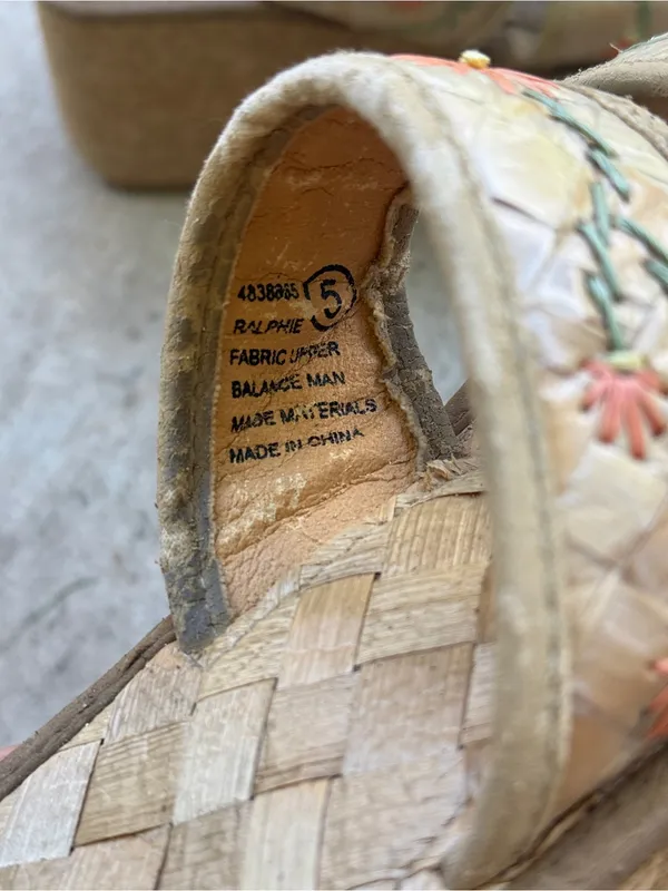 Handmade Woven Tan Sandals with Flower Embroidery - Image 3