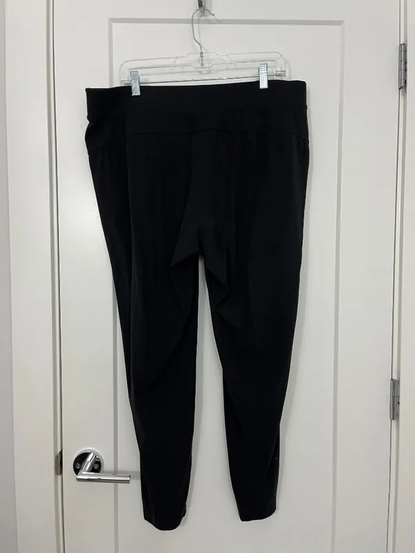 Athleta Size XL Black Straight Leg Drawstring Pants with Pockets - Image 5