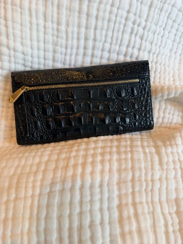 Brahmin Wallet - Image 5