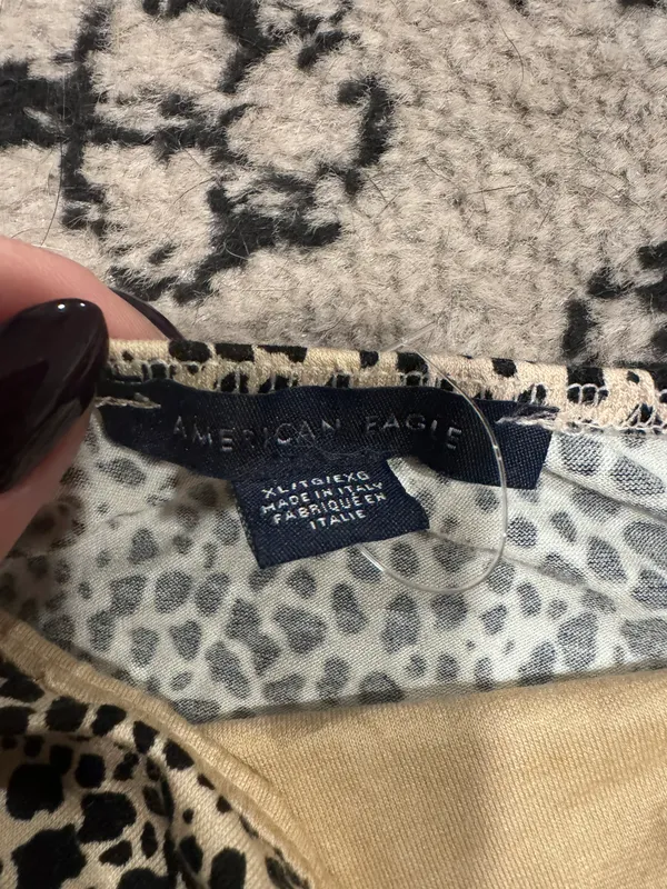 American Eagle Outfitters Top - Image 3