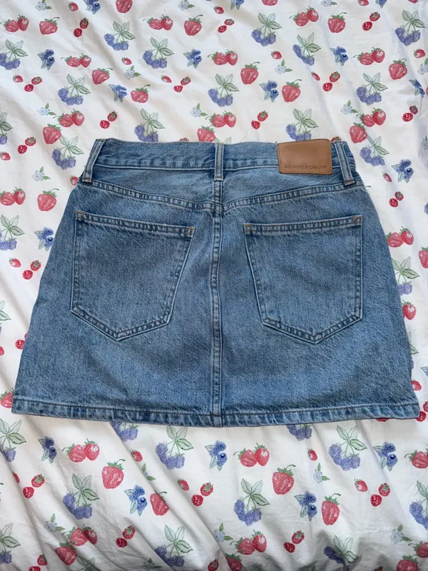 Aritzia Denim Skirt - Image 3