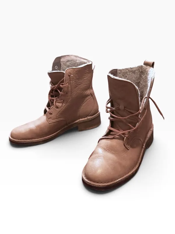 Clarks Women's Brown Lace-Up Faux Fur Ankle Boots - Image 3