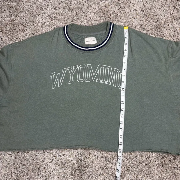 American Eagle Oversized Cropped Wyoming Pullover Sweatshirt Green Medium M - Image 8
