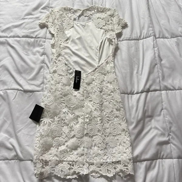 NWT LULU's Mini Dress Womens Small‎ White Floral Bride Bridal Shower Wedding - Image 6